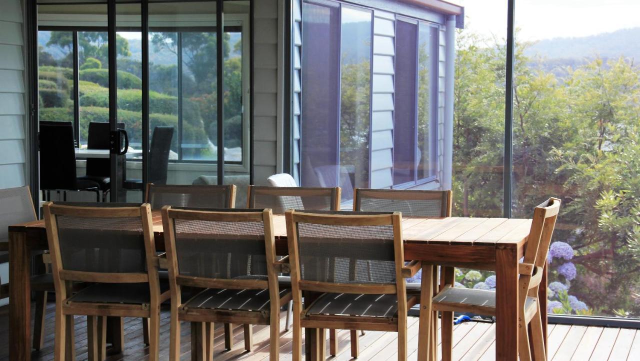Sea Eagle Cottage Amazing Views Of Bay Of Fires Binalong Bay Экстерьер фото