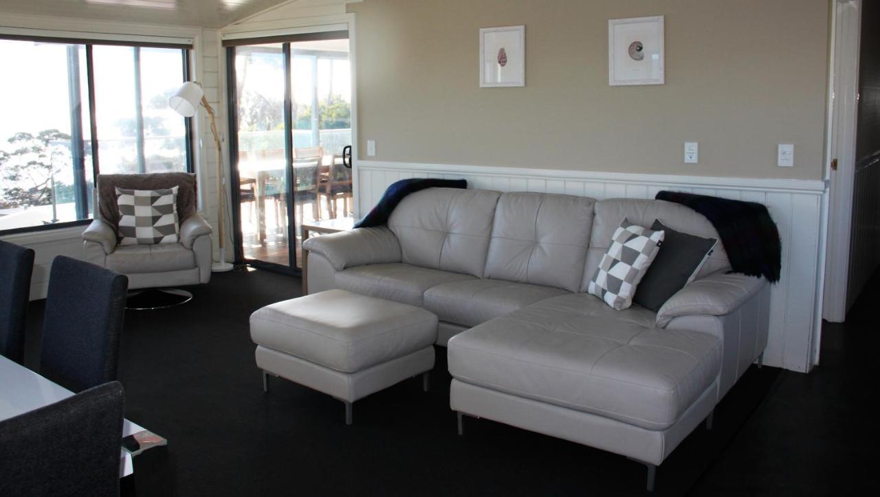 Sea Eagle Cottage Amazing Views Of Bay Of Fires Binalong Bay Экстерьер фото